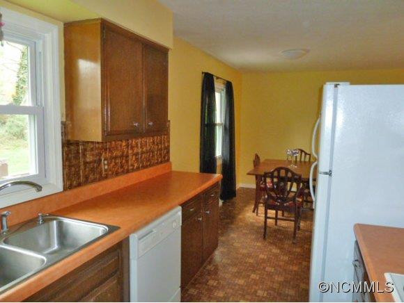20 Meadowview Road - Photo 8