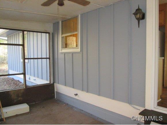 12 EAST CREST - Photo 18