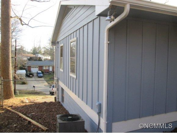12 EAST CREST - Photo 5