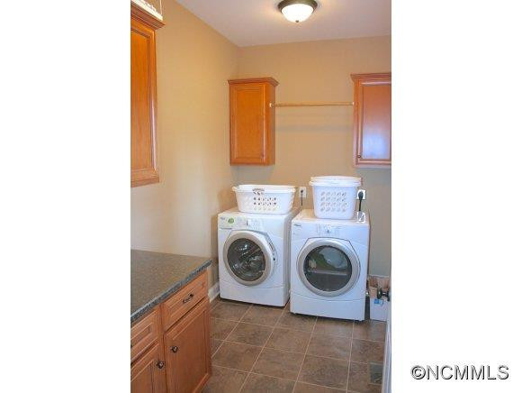 241 Hunters Trace - Photo 15