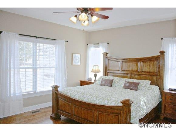 241 Hunters Trace - Photo 16