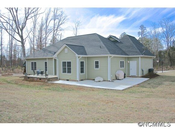 241 Hunters Trace - Photo 3