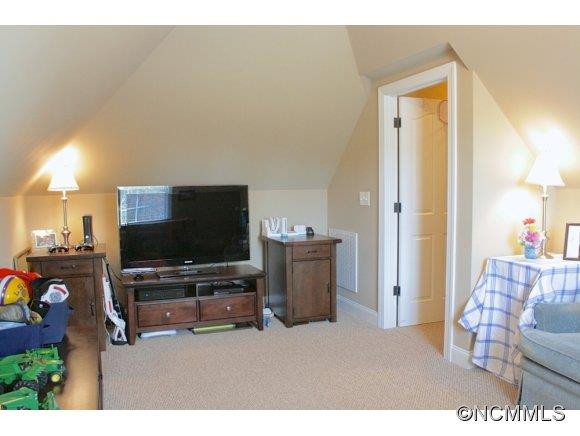 241 Hunters Trace - Photo 24