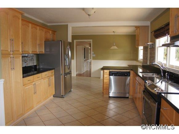 491 Ivy Dr - Photo 3