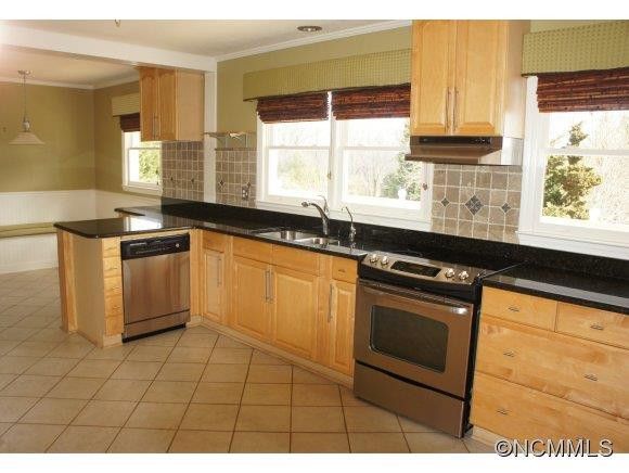 491 Ivy Dr - Photo 4
