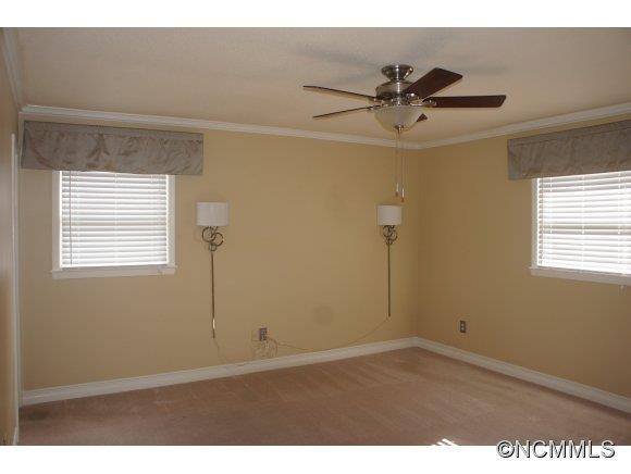491 Ivy Dr - Photo 7