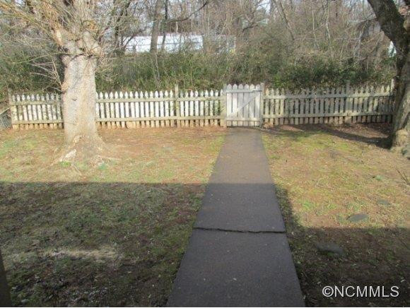 21 Rumbough Place - Photo 5