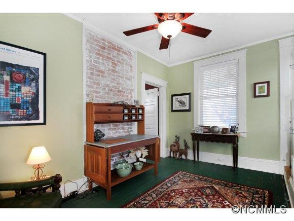 25 Highland Street - Photo 11
