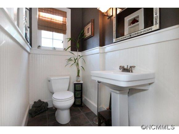 25 Highland Street - Photo 19