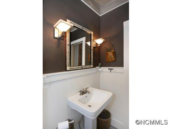 25 Highland Street - Photo 20