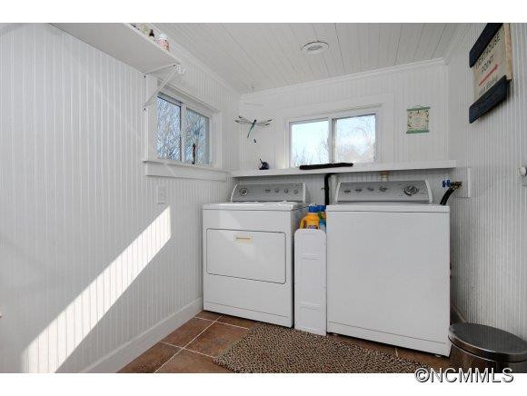 25 Highland Street - Photo 24