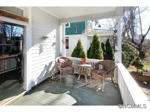 25 Highland Street - Photo 4