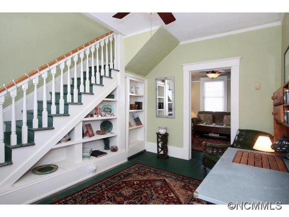 25 Highland Street - Photo 8