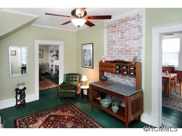 25 Highland Street - Photo 9