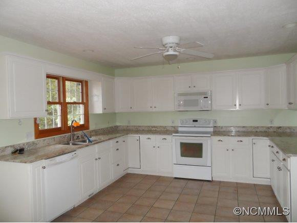 134 Caldonia Drive - Photo 3