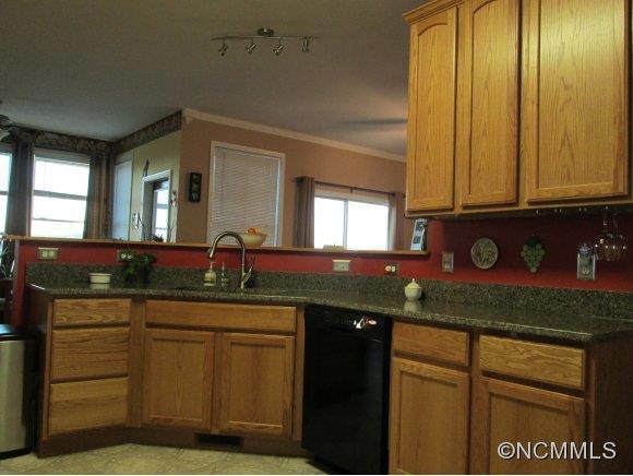 384 Heather Downs Dr - Photo 15