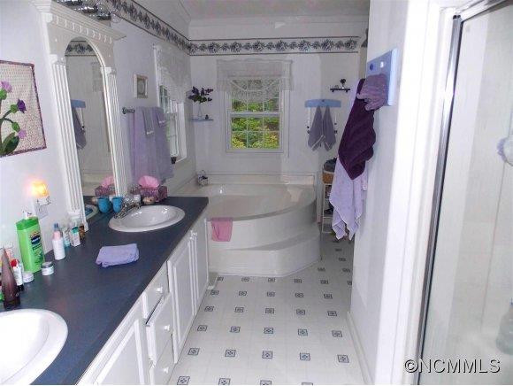 65 Sherwood Village Court - Photo 11