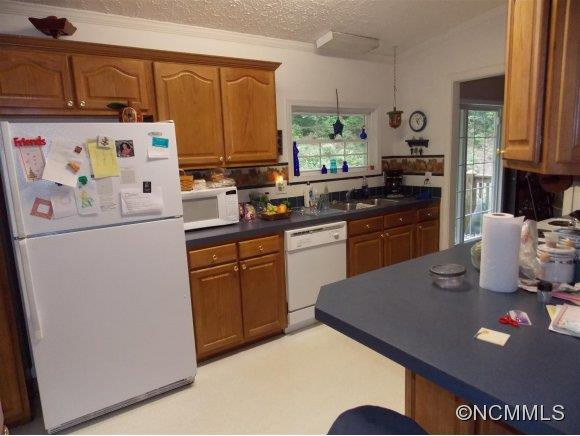 65 Sherwood Village Court - Photo 7