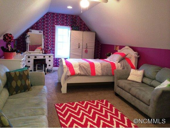 246 Springfield Meadow Drive - Photo 17
