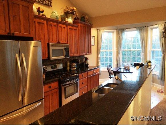 246 Springfield Meadow Drive - Photo 9