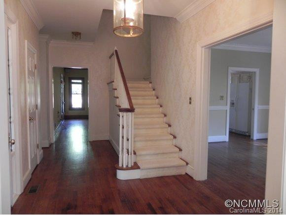 12 East Forest Road - Photo 3