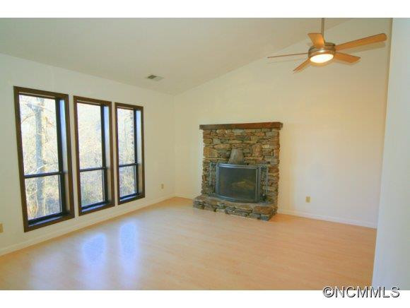 140 Beechwood Circle - Photo 5