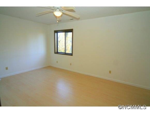 140 Beechwood Circle - Photo 8