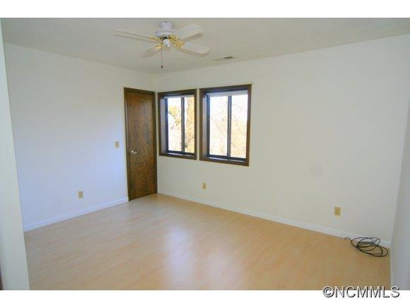 140 Beechwood Circle - Photo 10