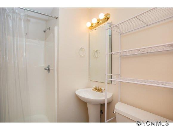 14 Pinecroft Road - Photo 14