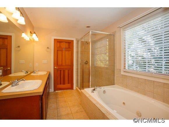 14 Pinecroft Road - Photo 8