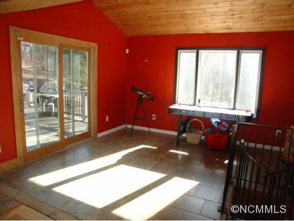 215 Shady Summit Rd - Photo 4