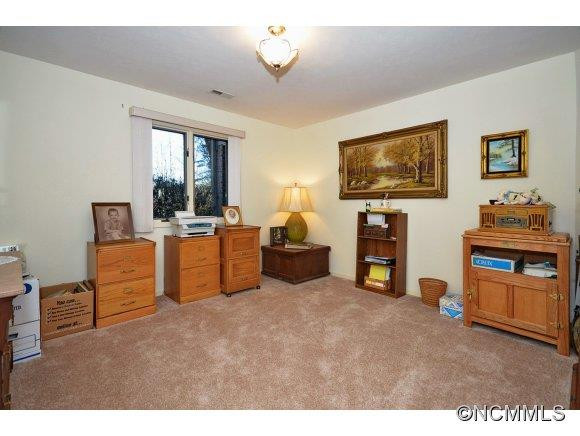 49 Hamilton Drive - Photo 23