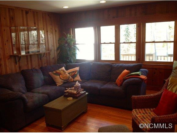384 Montevista Avenue - Photo 10