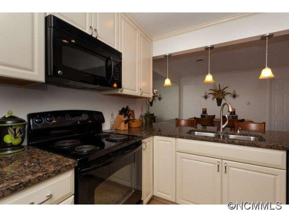 55 Ravencroft Lane - Photo 4
