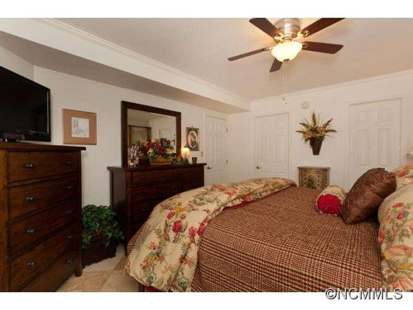 55 Ravencroft Lane - Photo 8