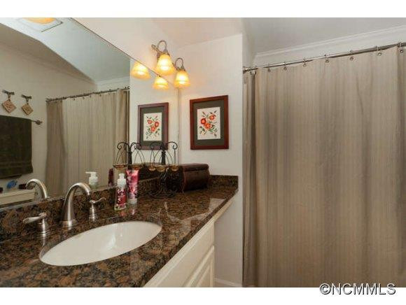 55 Ravencroft Lane - Photo 10