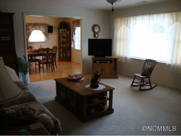57 Morningside Drive - Photo 7