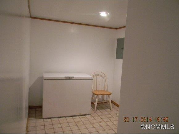 23 Sandhurst - Photo 11