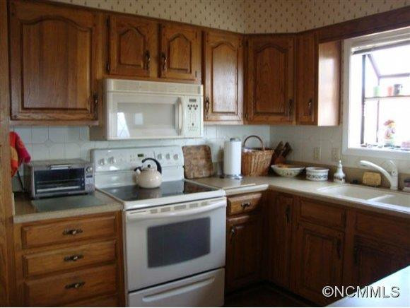 603 Fleetwood Plaza - Photo 9