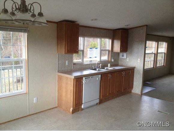 1121 Kerr Rd - Photo 4