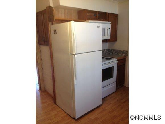 3170 Highway 176 - Photo 5