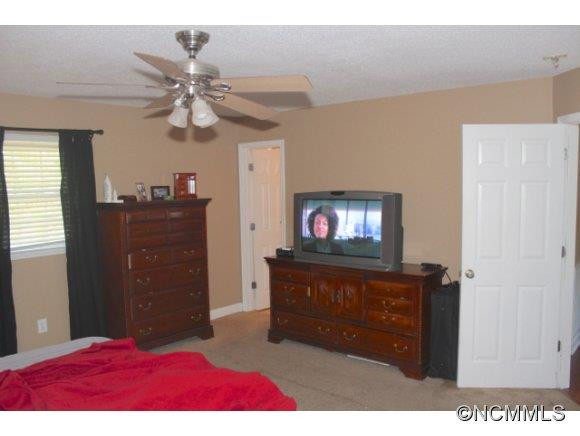 365 Robinson Creek Road - Photo 15
