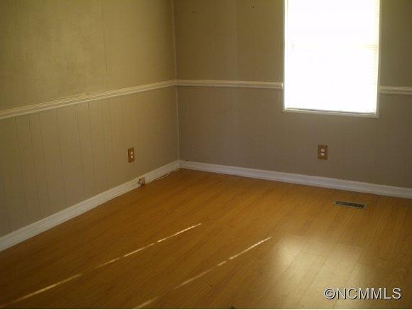 211 Corry Lane - Photo 4