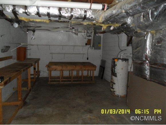 570 Mulberry Street - Photo 13