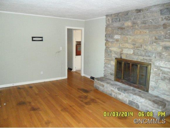 570 Mulberry Street - Photo 4