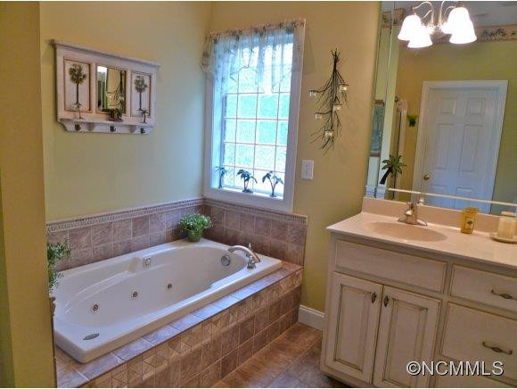 4991 Arbor Court - Photo 8