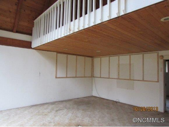 370 Pine Run Ridge Road - Photo 9