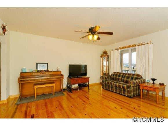 294 Breton Ridge Road - Photo 3