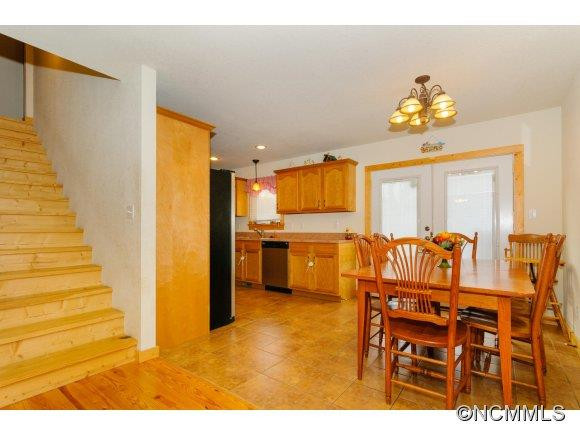 294 Breton Ridge Road - Photo 6