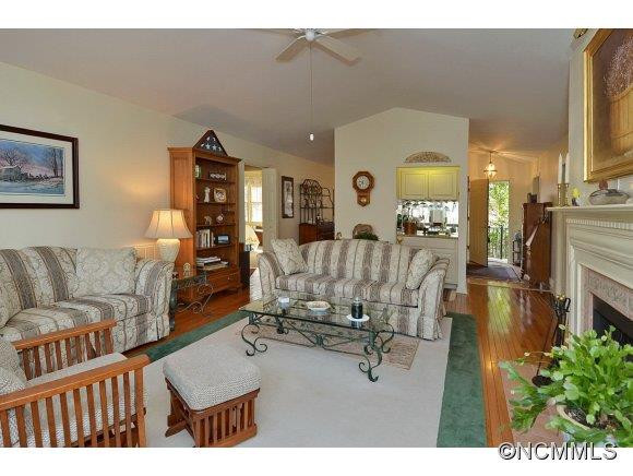 743 DOGWOOD TRAIL - Photo 4